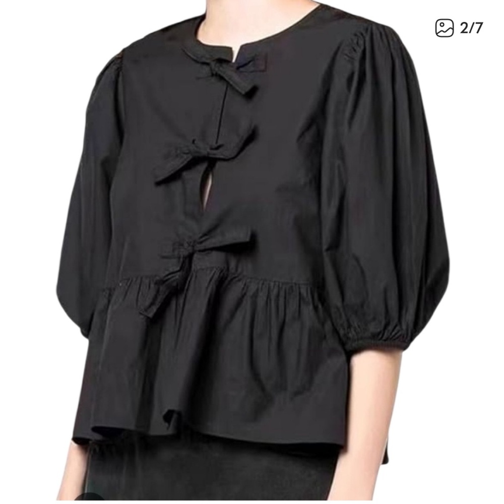 Velvet Heart Black Tie-Front Peplum Blouse